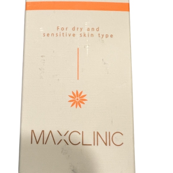 Maxclinic Calendula Biome Foam One Step Facial Cleanser New Sealed Dry Skin 3.88 - Picture 3 of 5